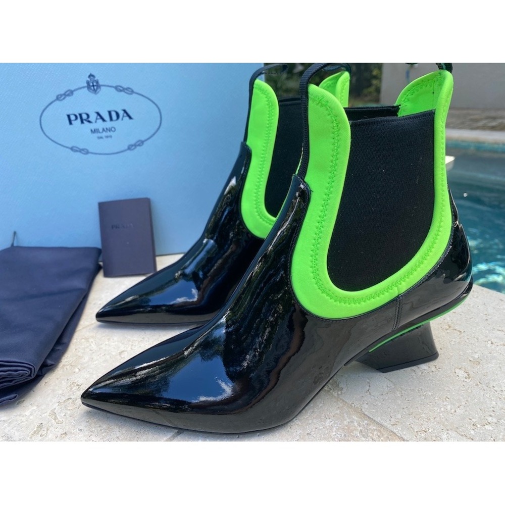 PRADA Milano 1T123L Black Patent Leather and Green Neoprene Women's Boots, sz 35
